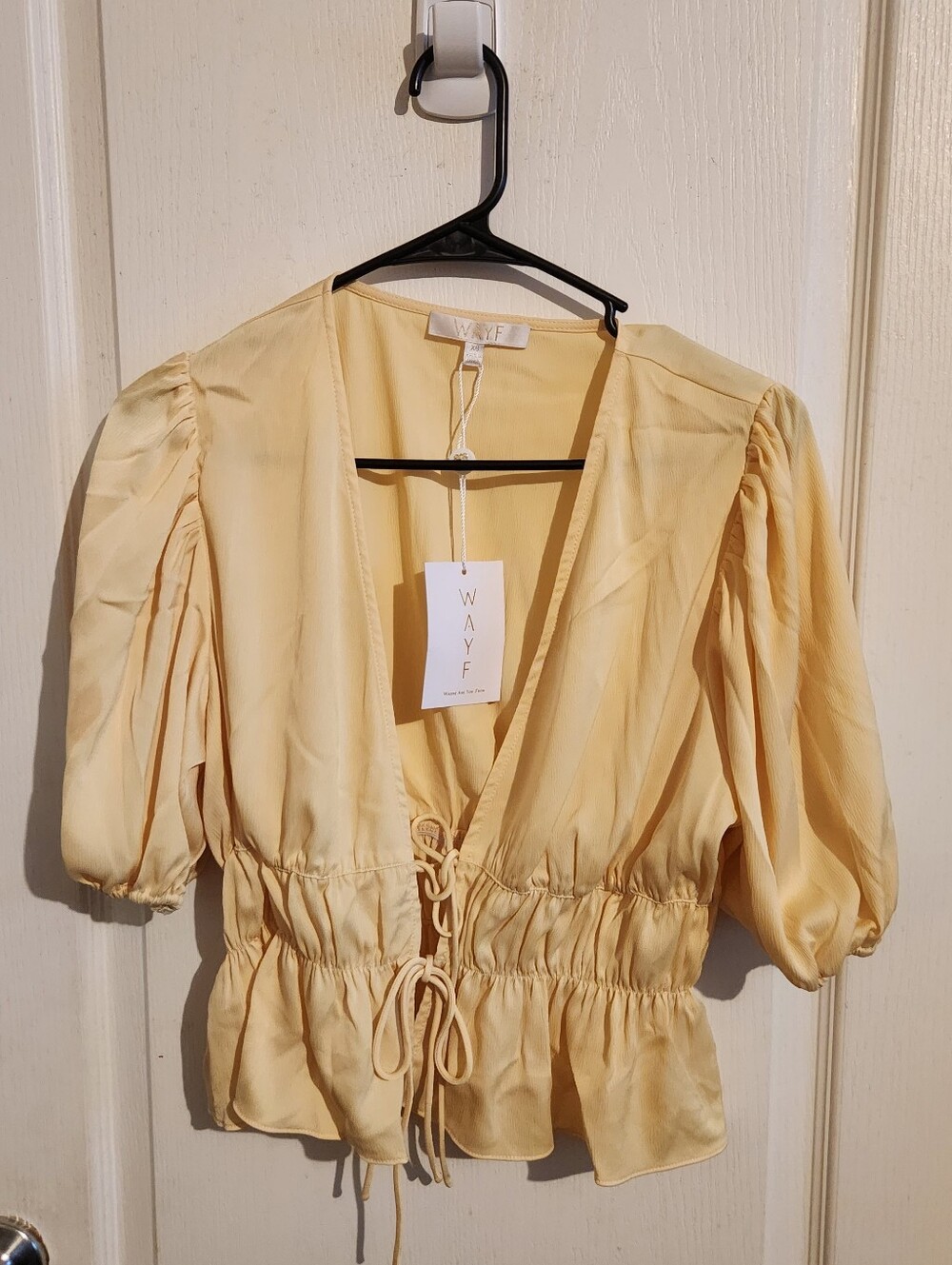 NEW Wayf Pale Yellow Tie-Front Puff Sleeve Blouse SIZE XSMALL